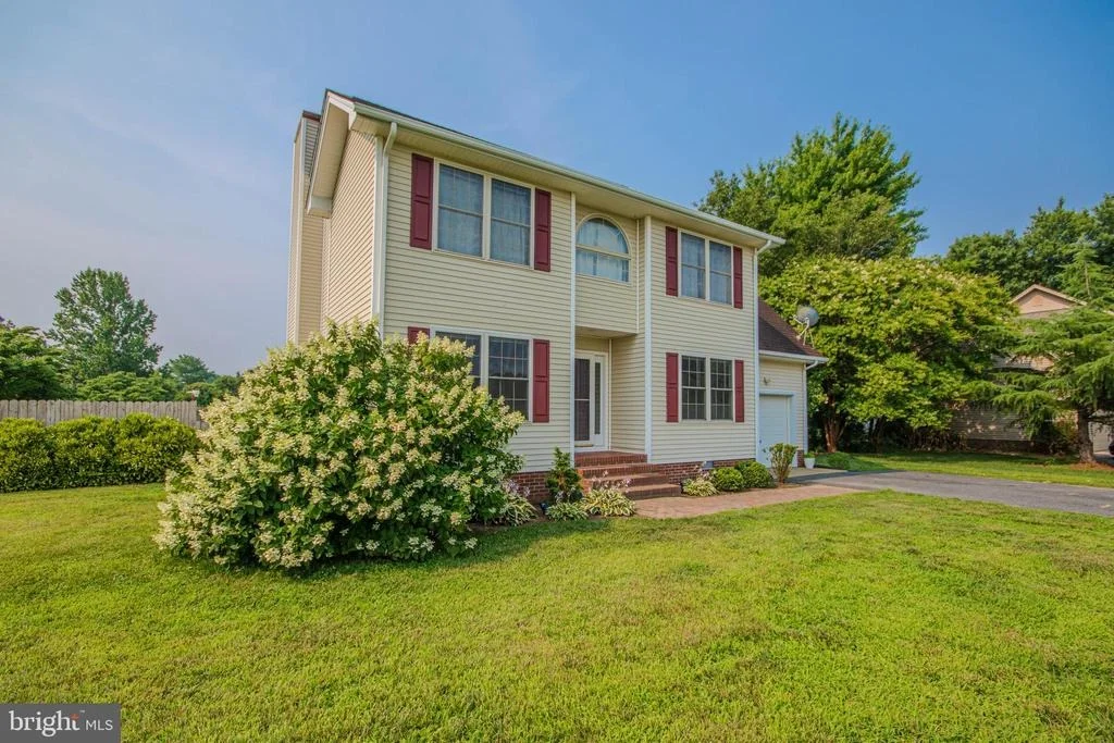 Photo of 26521 PEMBERTON DRIVE