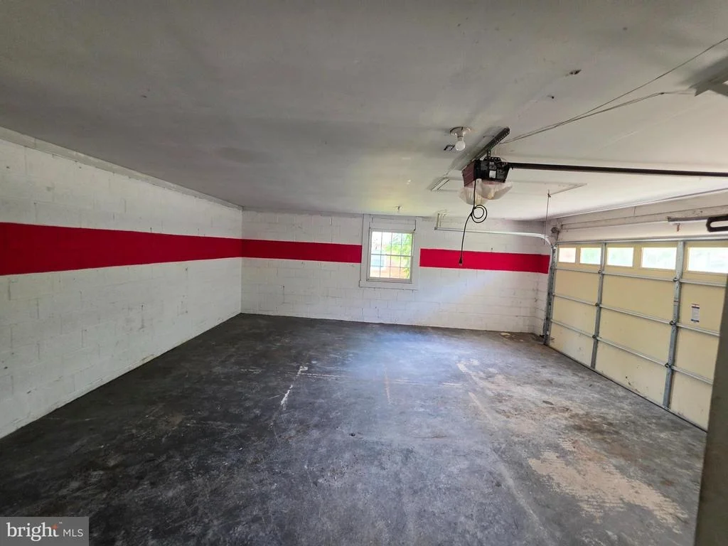 Photo of 12100 CHESTERTON DRIVE