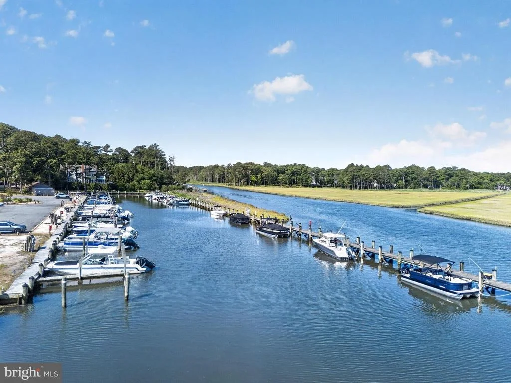 Photo of 1 TIDEWATERS ROAD