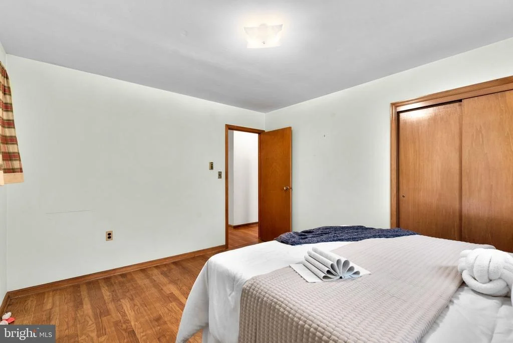 Photo of 7517 RACE ROAD