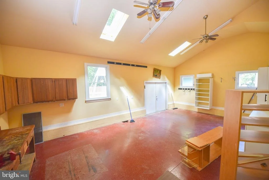 Photo of 39 N PRIMROSE LANE