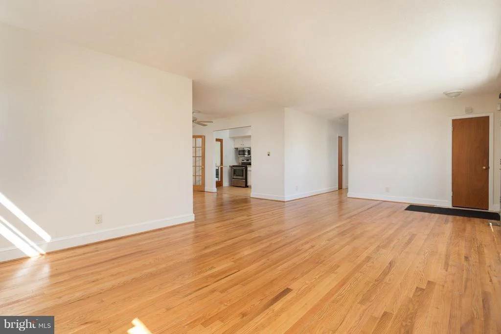 Photo of 9258 LEE HIGHWAY