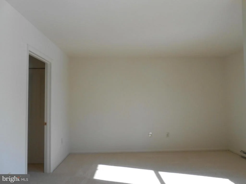 Photo of Unit 731D at 3398 GLENEAGLES DRIVE