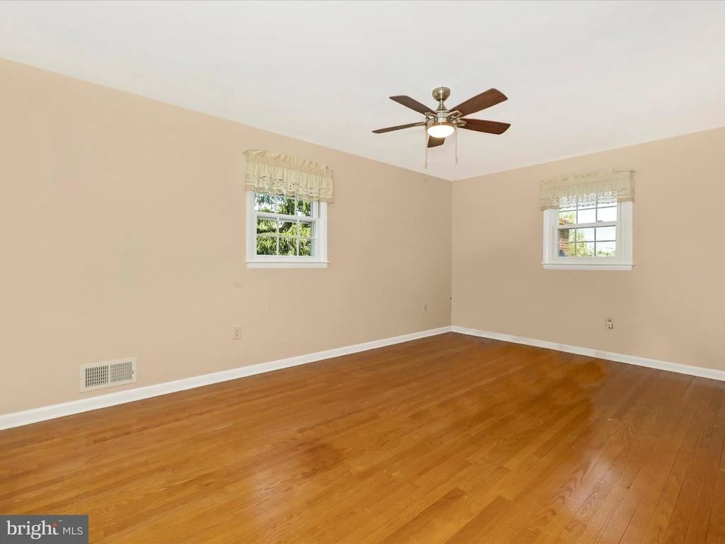 Photo of 131 FAIRVIEW AVENUE