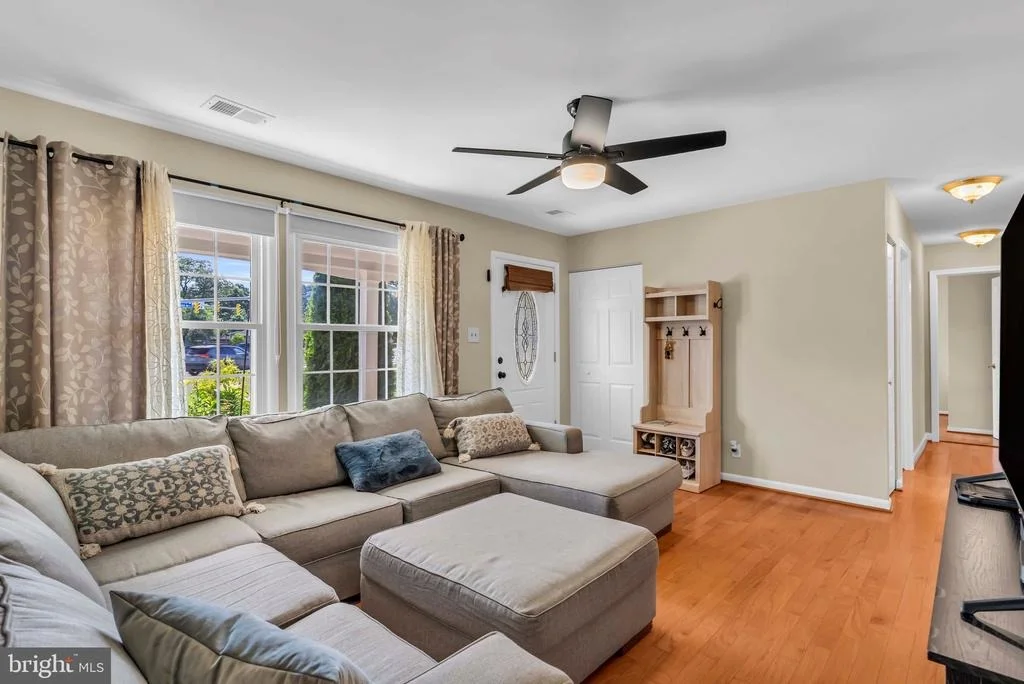 Photo of 101 W BEECH ROAD