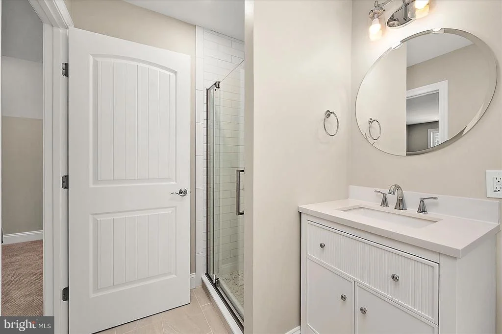 Photo of 22072 SEAPORT SQUARE