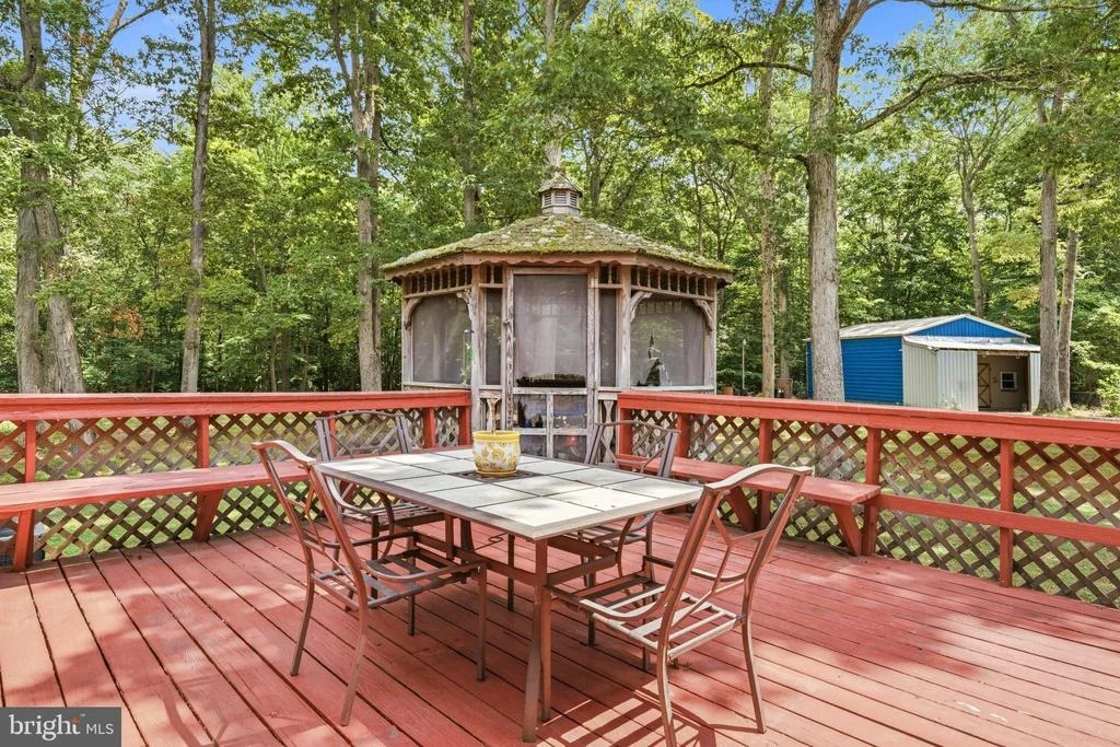Photo of 6675 OAKWOOD CIRCLE
