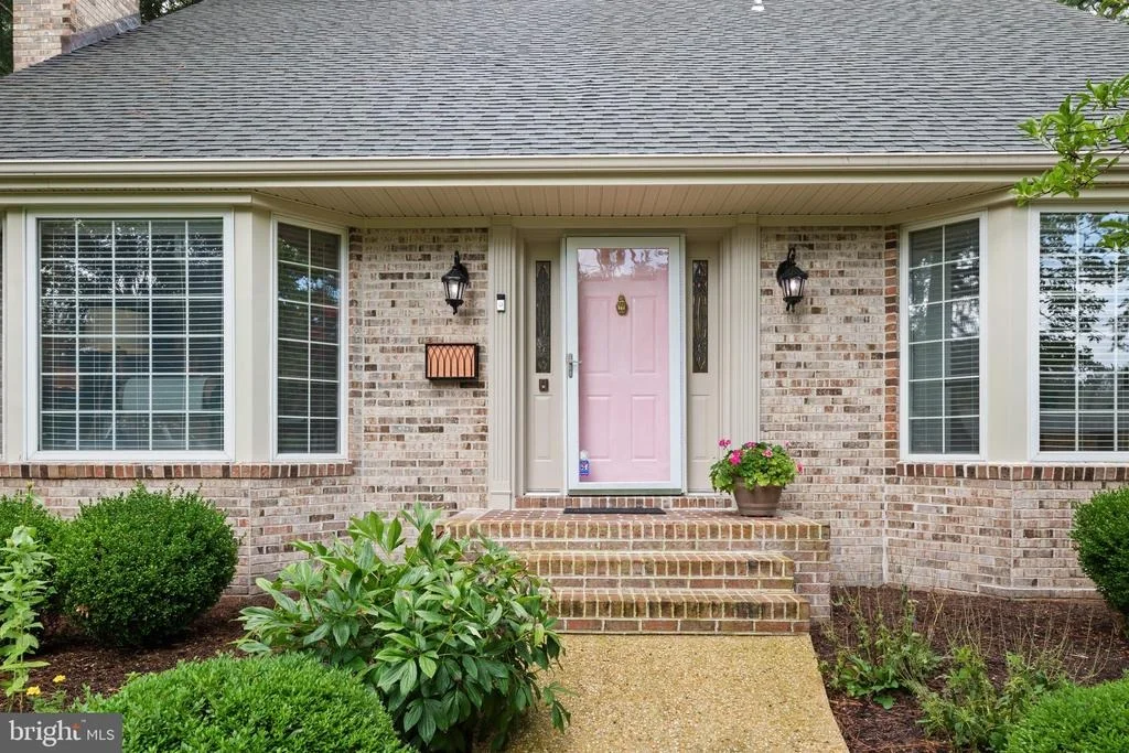 Photo of 602 CRESTVIEW LANE