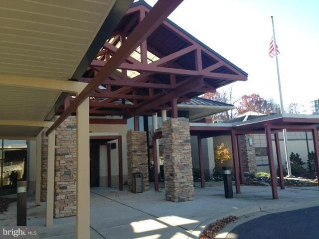Photo of Unit 4606 at 15100 INTERLACHEN DRIVE