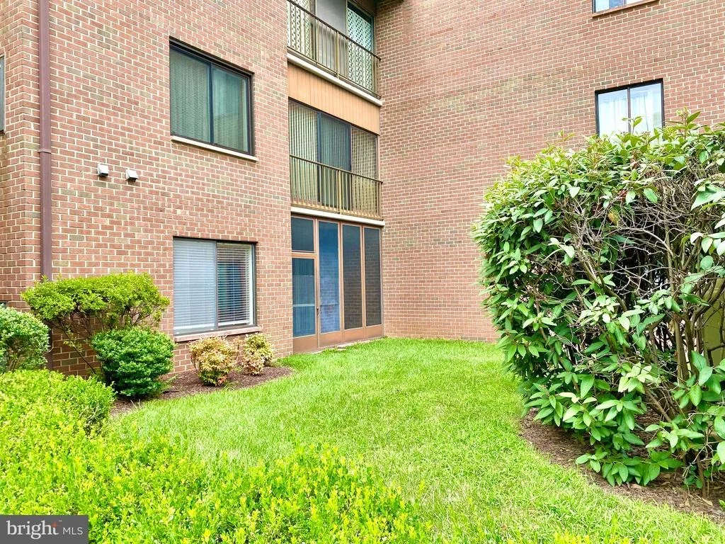 Photo of Unit 1D at 15310 PINE ORCHARD DRIVE
