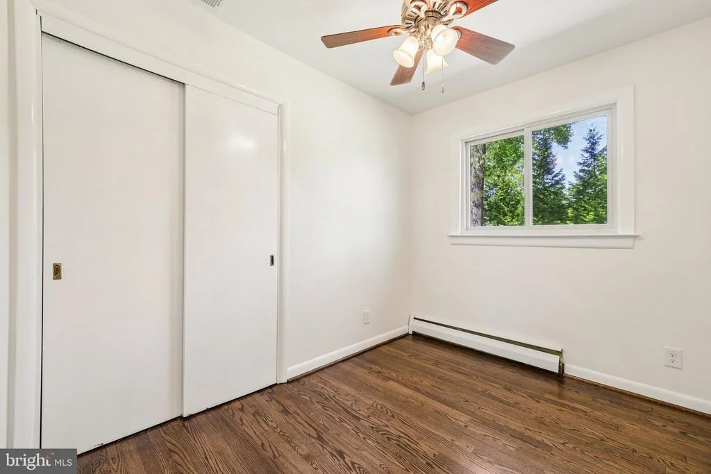 Photo of 816 MEADOW ROAD