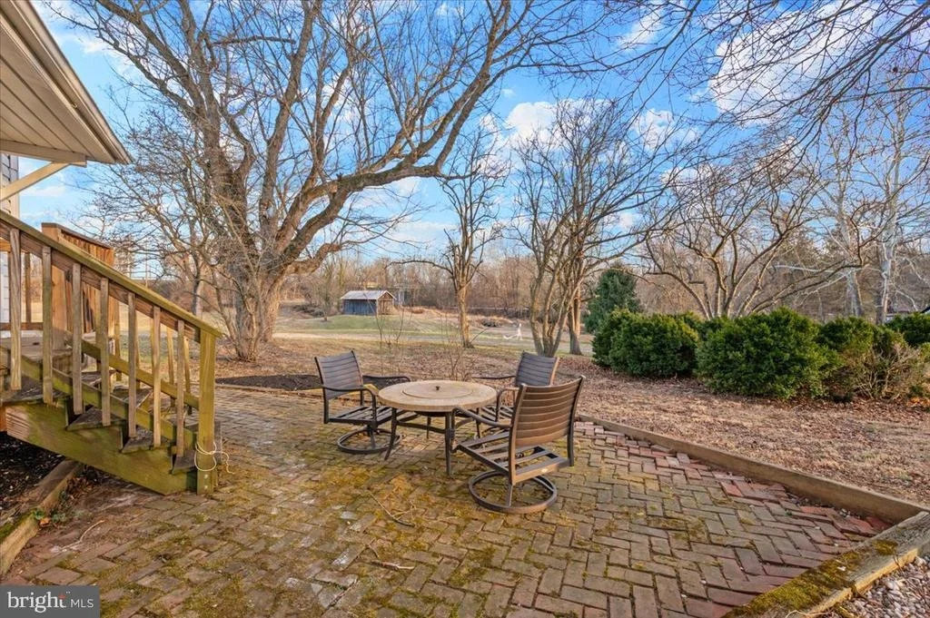 Photo of 11012 ARNOLD LANE