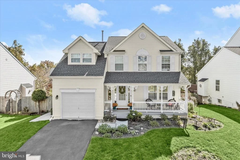 Photo of 239 BISHOPS GLEN DRIVE