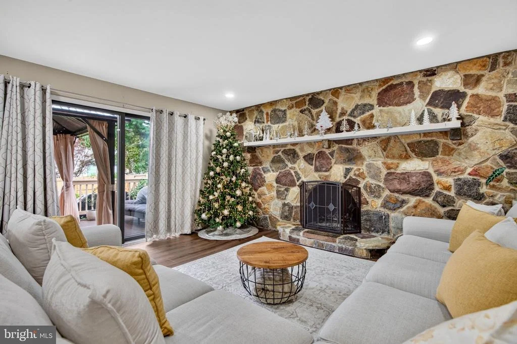 Photo of 1102 SPRINGDALE ROAD