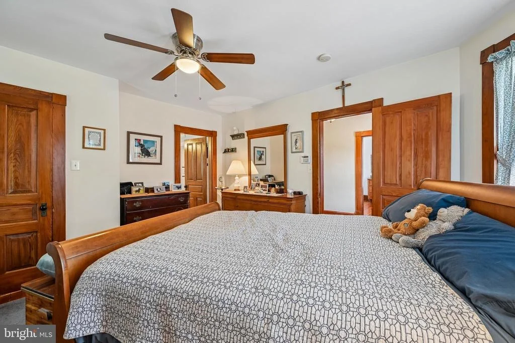 Photo of 20925 CLARKSBURG ROAD