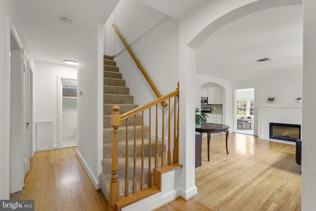 Photo of 10301 CRESTMOOR DRIVE