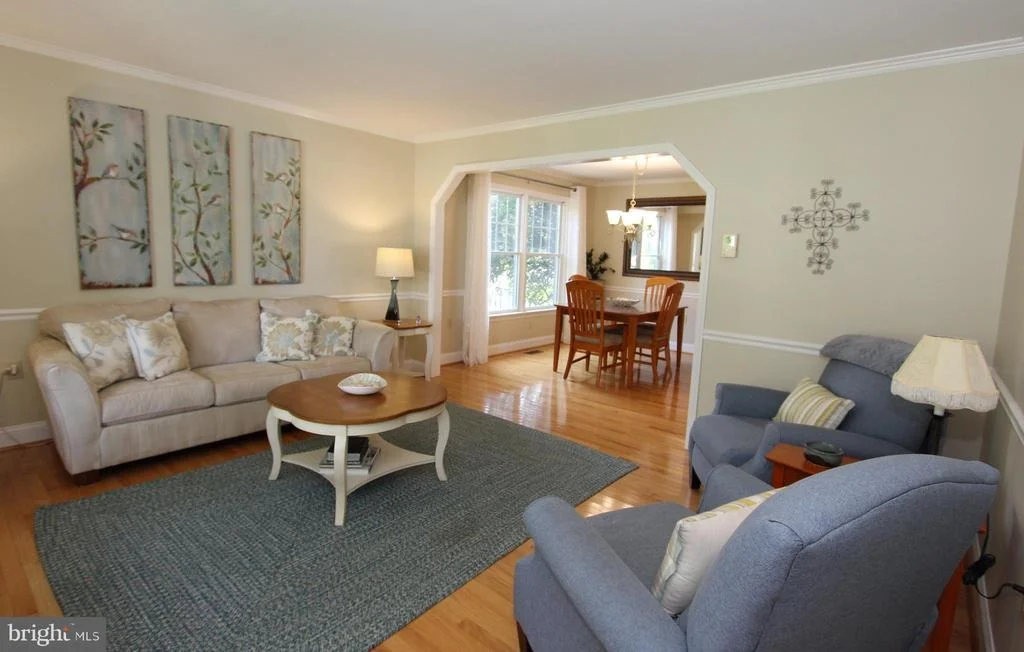 Photo of 6759 MEADOWSIDE DRIVE