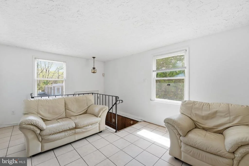 Photo of 20 TUNIC AVENUE