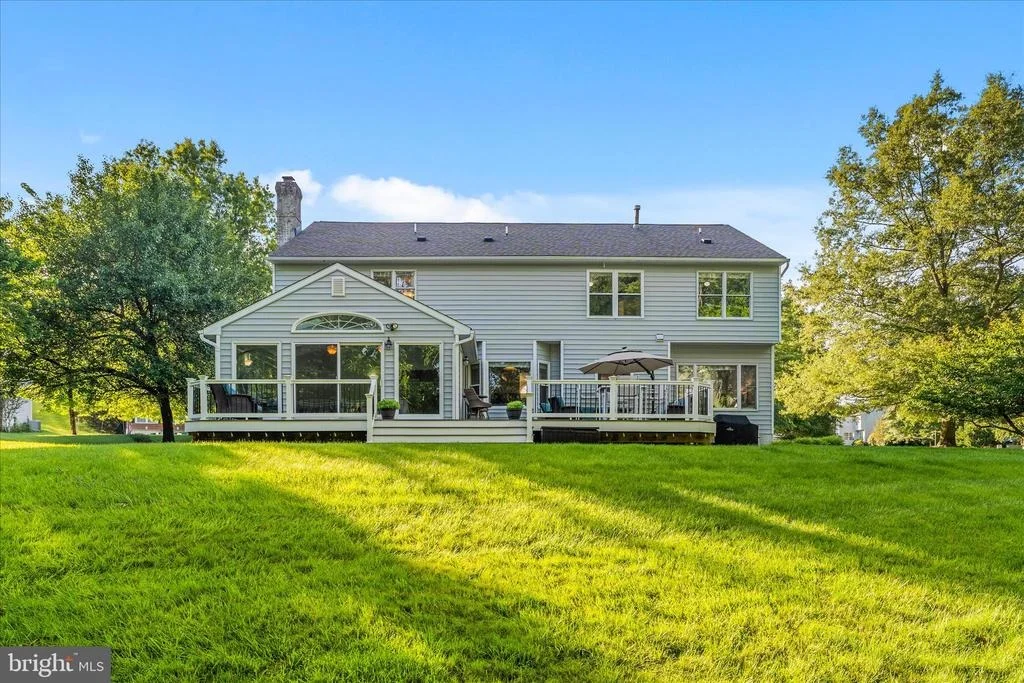 Photo of 9009 SHADYBROOK DRIVE