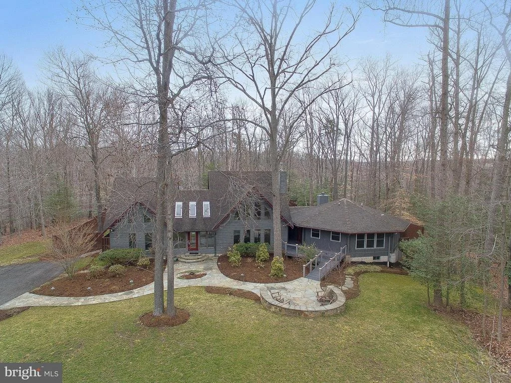 Photo of 770 EASTERN POINT ROAD