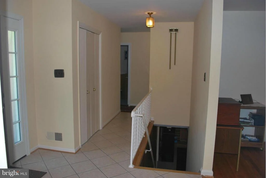 Photo of 914 CLINTWOOD DRIVE
