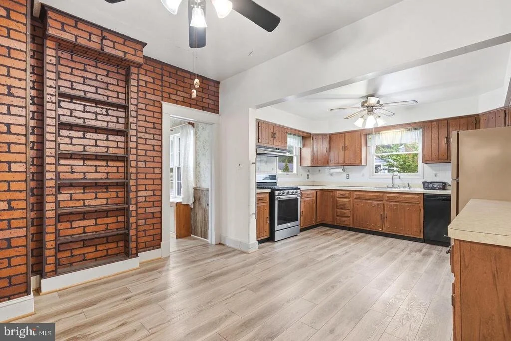 Photo of 305 PROSPECT STREET