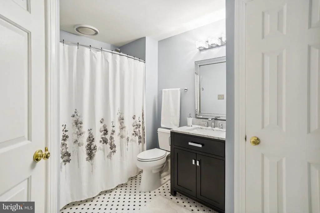 Photo of 4412 WINDING OAK DRIVE