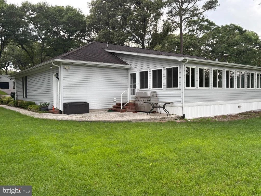 Photo of 30823 DOGWOOD DRIVE