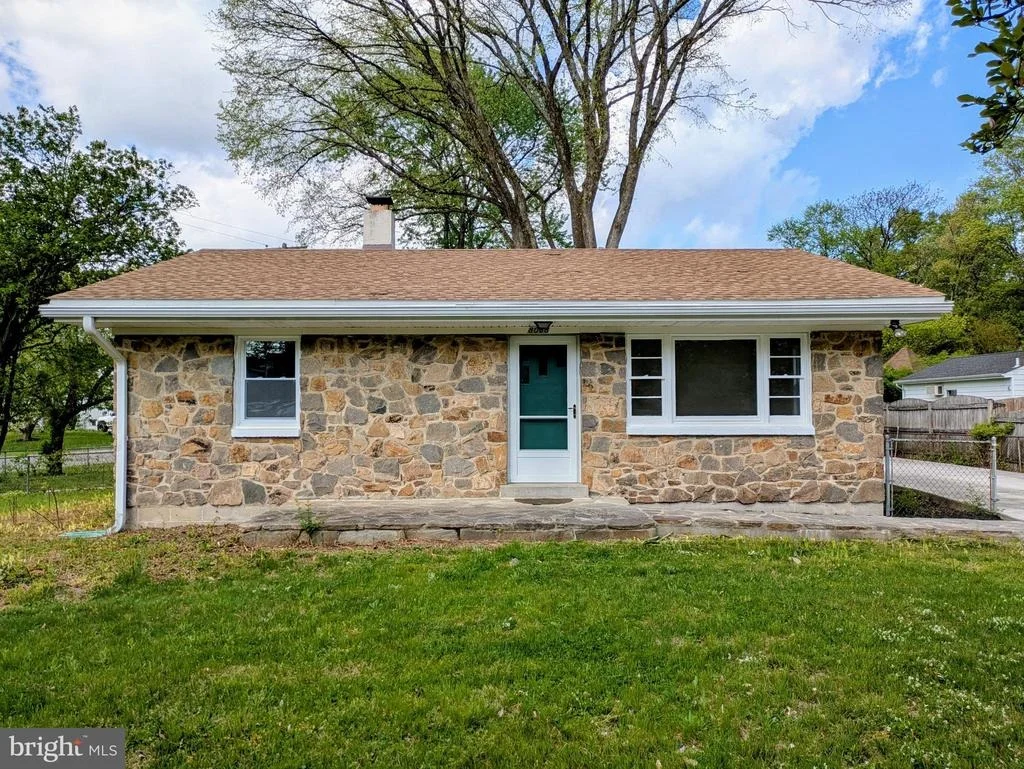 Photo of 8068 CLARK STATION ROAD