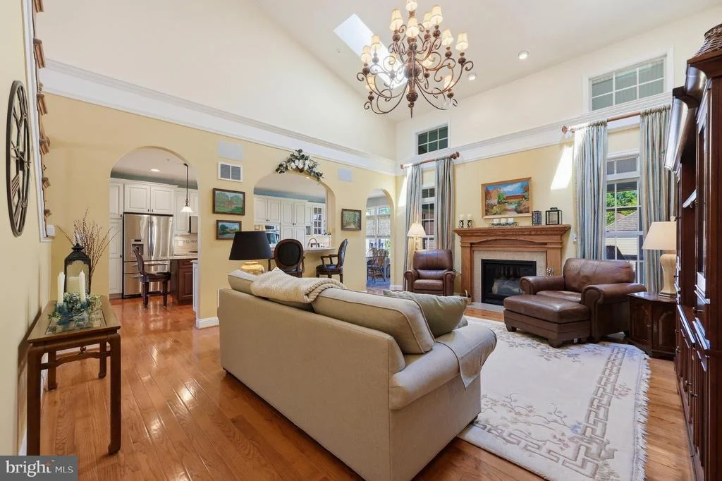 Photo of 3027 PALATINE DRIVE