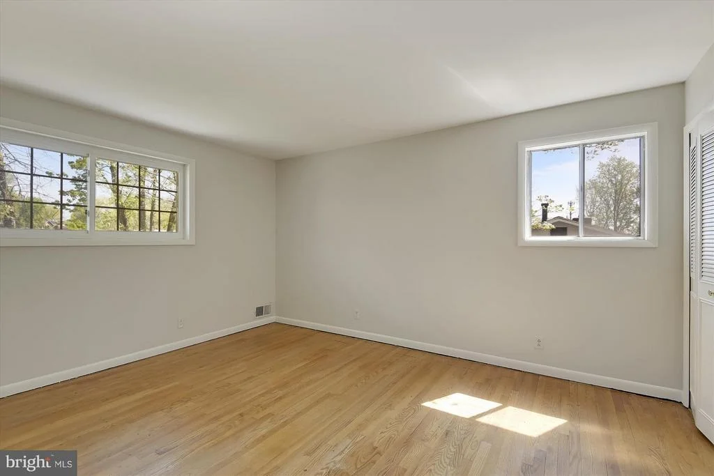 Photo of 8305 RAYMOND LANE