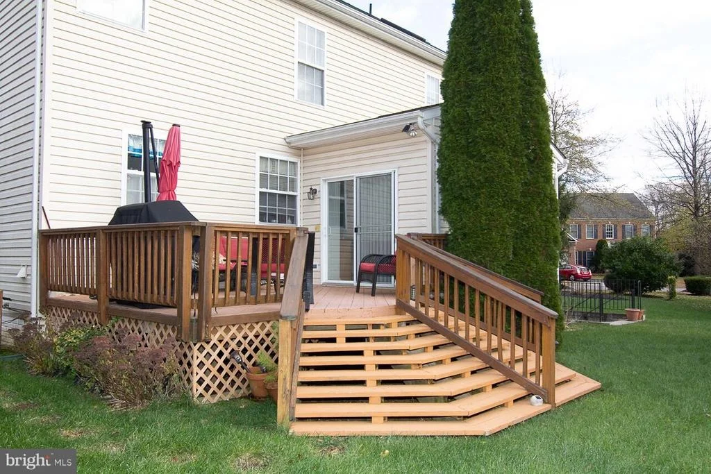 Photo of 3727 SEWARD LANE
