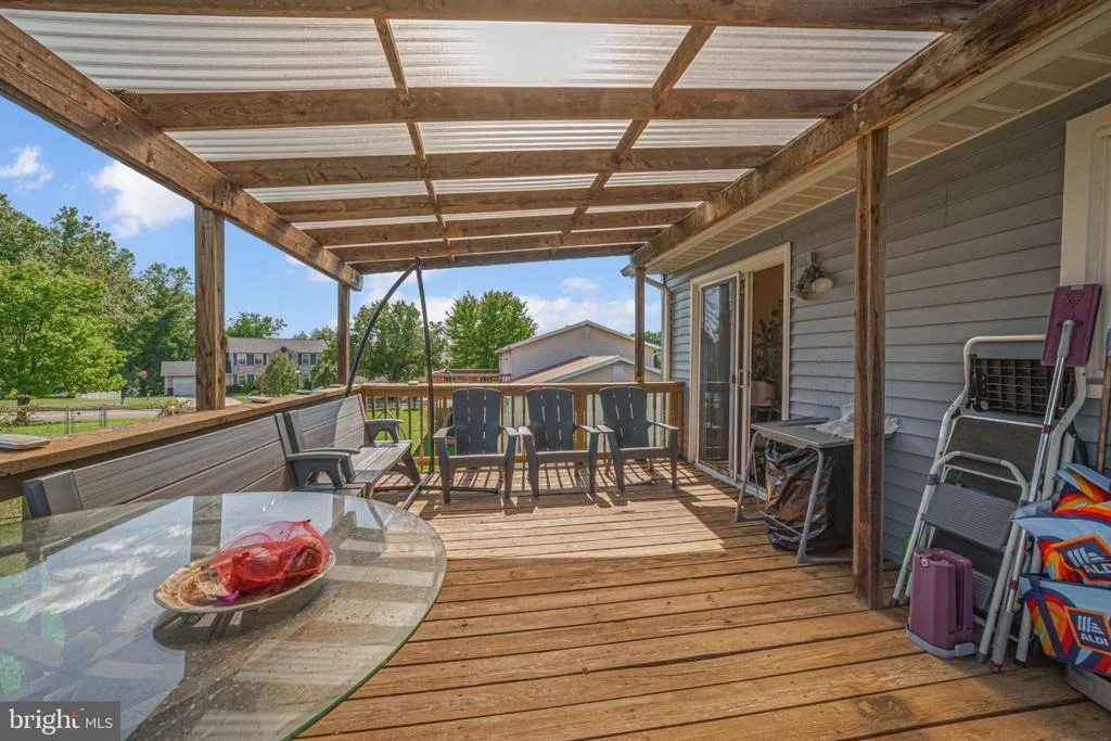 Photo of 8916 TRUBADOR DRIVE