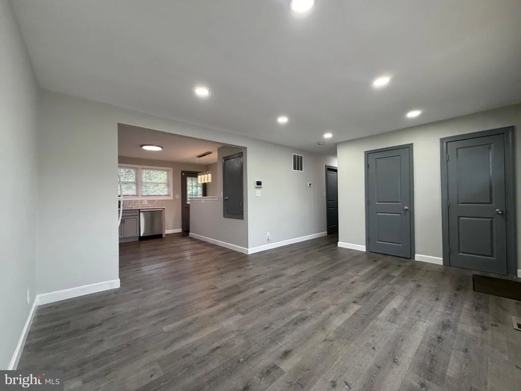 Photo of 3802 BROWNHILL ROAD