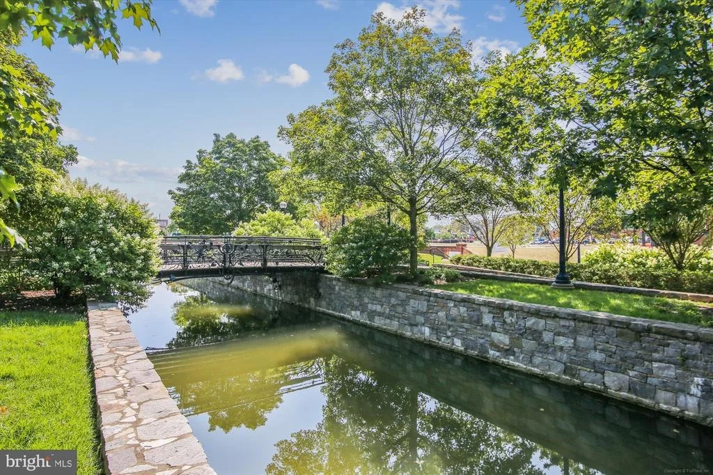 Photo of 702 MIDWAY DRIVE