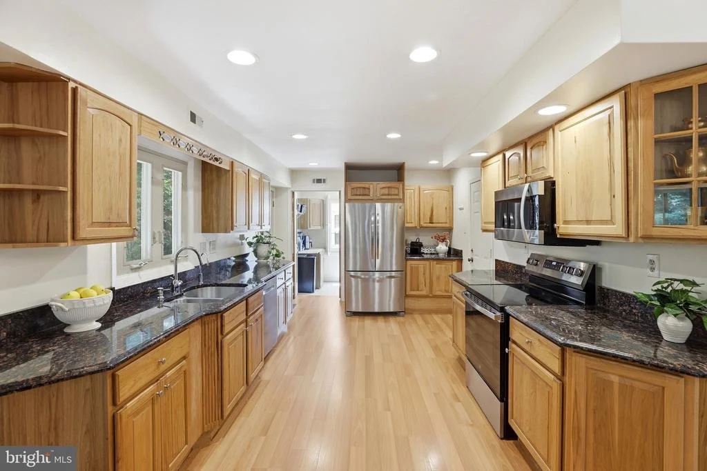 Photo of 1703 CROFTON PARKWAY