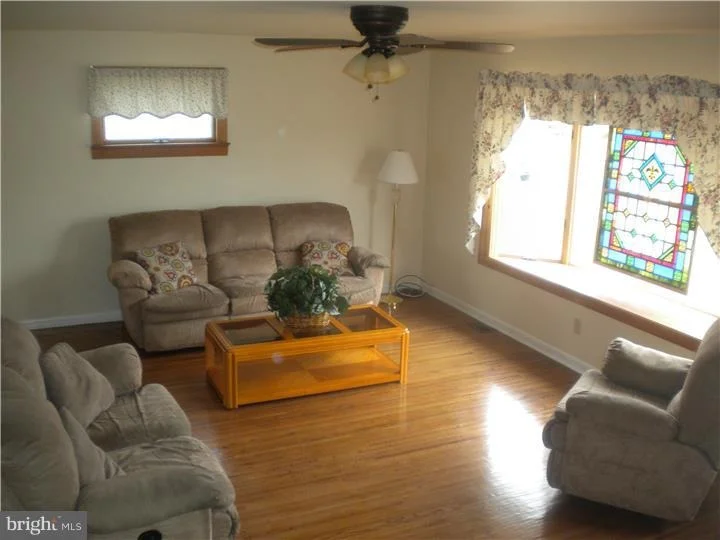Photo of 17 SYCAMORE DRIVE