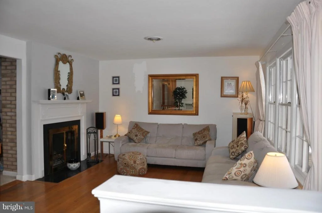 Photo of 9820 WARTHEN DRIVE