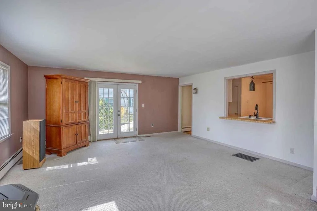 Photo of 74 S FAIRFIELD DRIVE