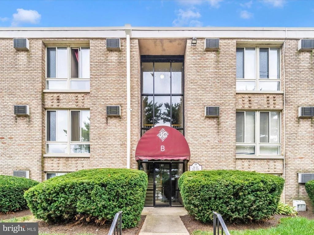 Photo of Unit B26 at 501 PROSPECT BOULEVARD