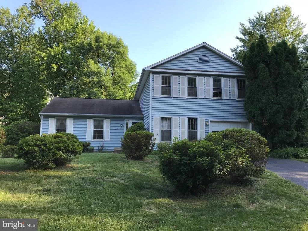 Photo of 10010 MARSHALL POND ROAD