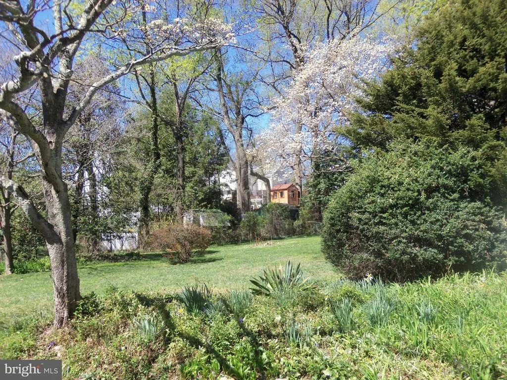 Photo of 10148 SUTHERLAND ROAD