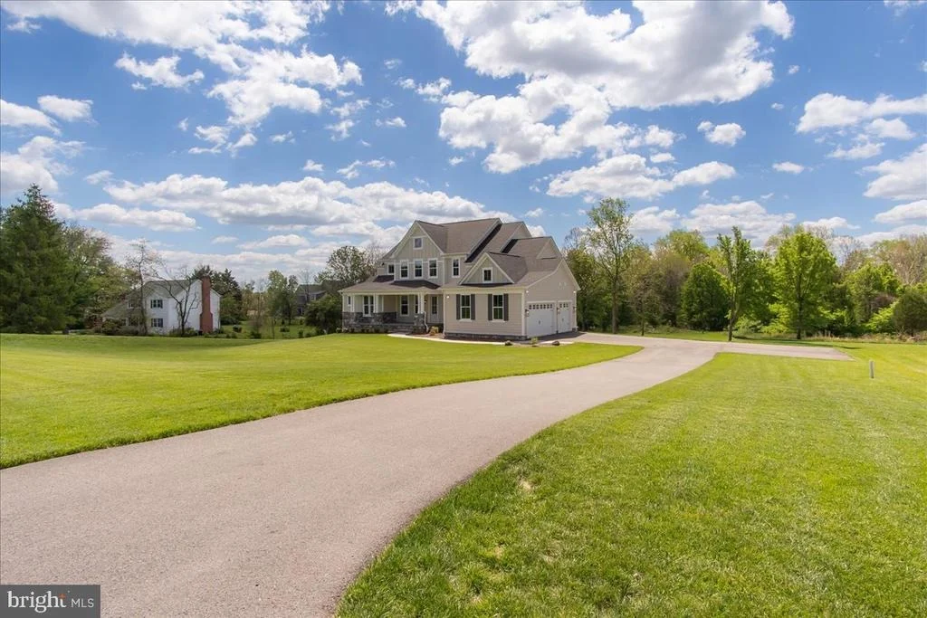 Photo of 7172 MEADOWBROOKE DRIVE