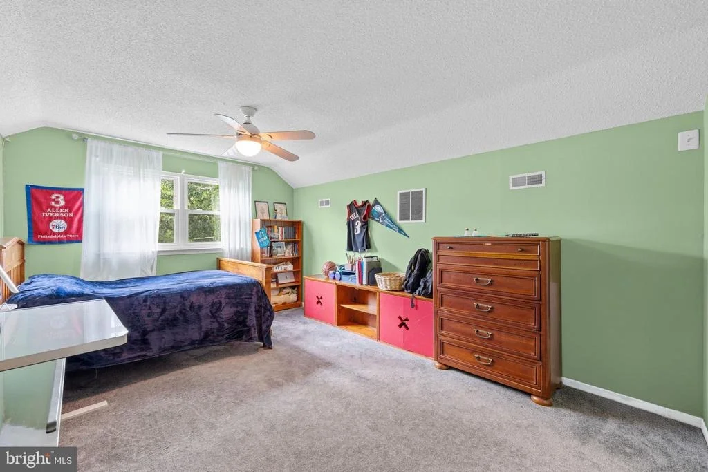Photo of 10 SILVER HILL LANE