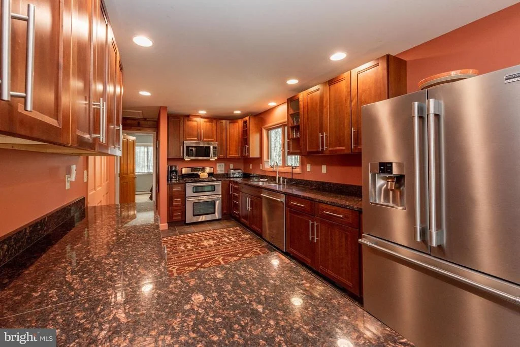 Photo of 106 LODGE CIRCLE
