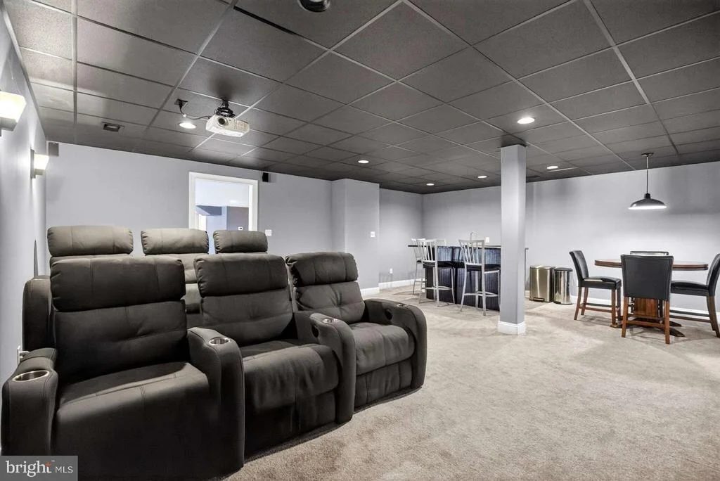 Photo of 207 EMERALD LANE