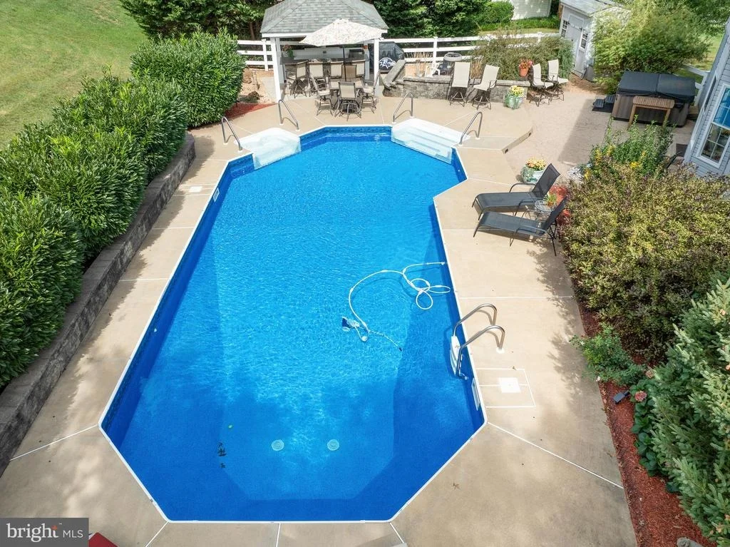Photo of 13700 SAMHILL DRIVE