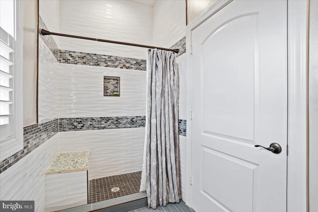 Photo of 10110 EASTERDAY COURT