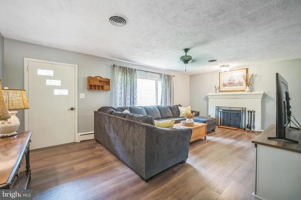 Photo of 6637 MOUNT PHILLIP ROAD