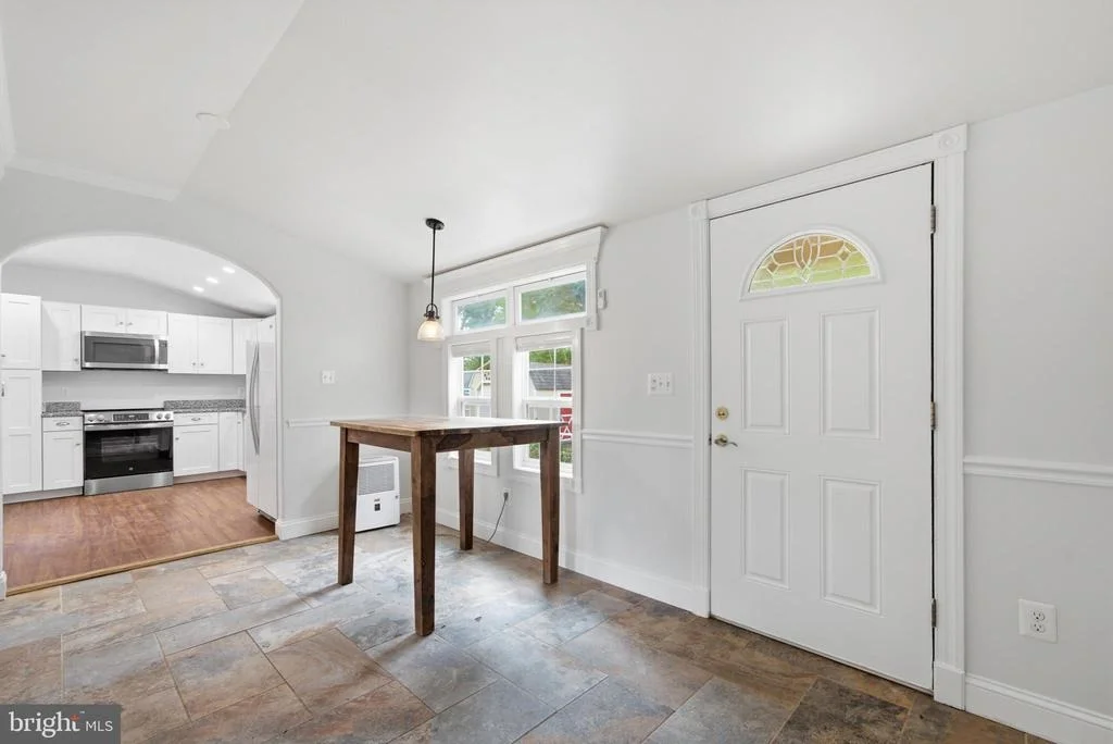 Photo of 1804 SIXES ROAD